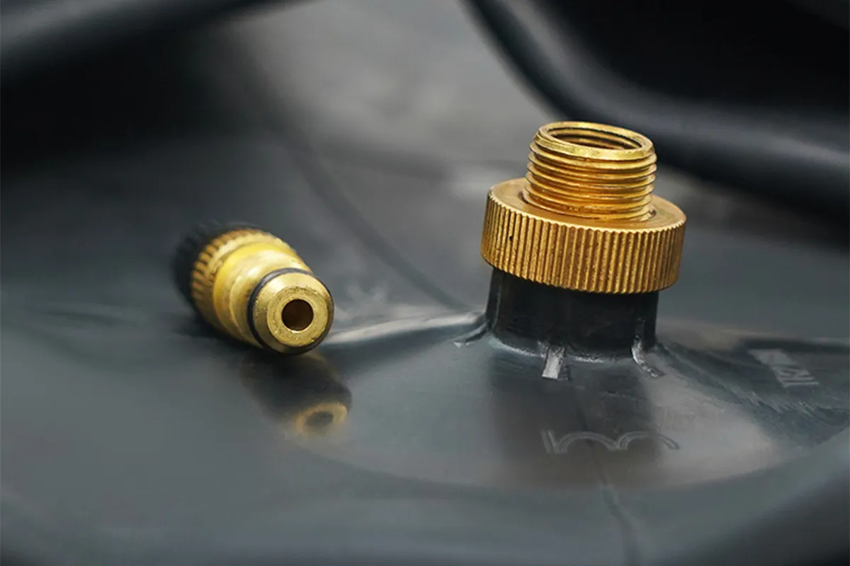 Farm and lmplement inner tube Tr218A valve